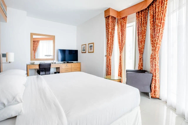 Four Points by Sheraton Downtown Dubai-2
