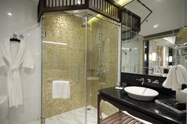 Movenpick Myth Hotel Patong Phuket-3