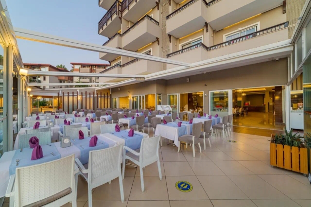 Justiniano Deluxe Resort-2