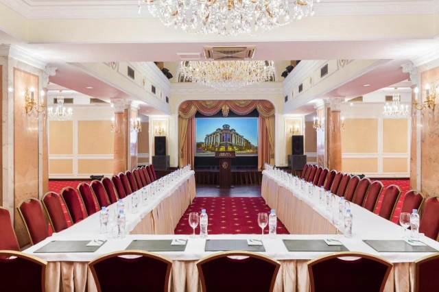 Grand Hotel Emerald-3