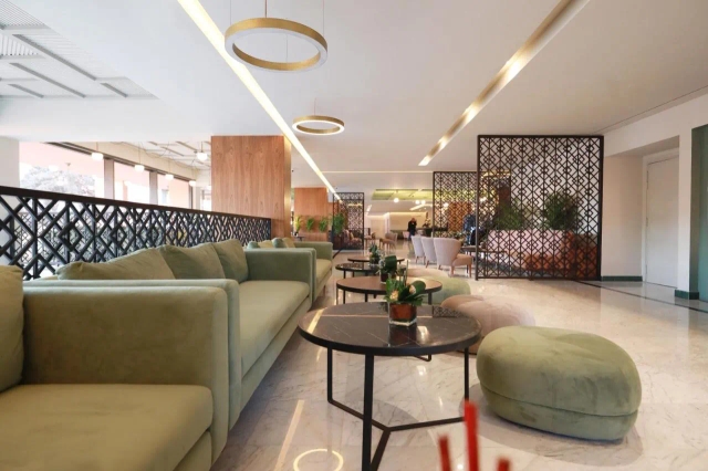 Kenzi Farah hotel-2
