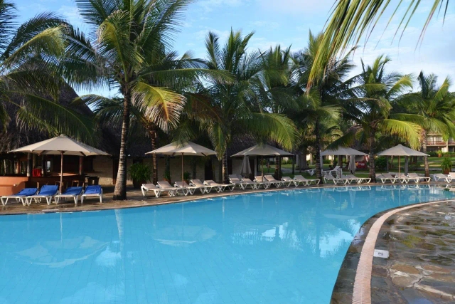 Baobab Beach Resort Spa hotel-2
