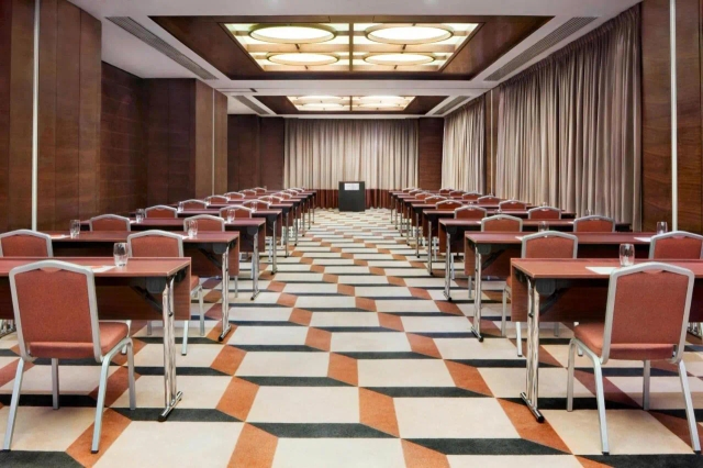 Four Points by Sheraton Le Verdun-3