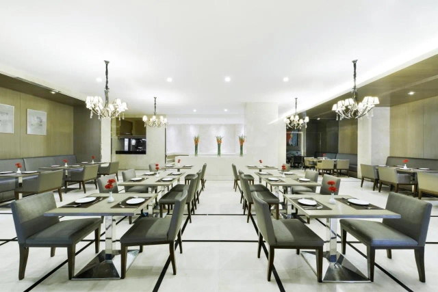 Centre Point Hotel Chidlom-2