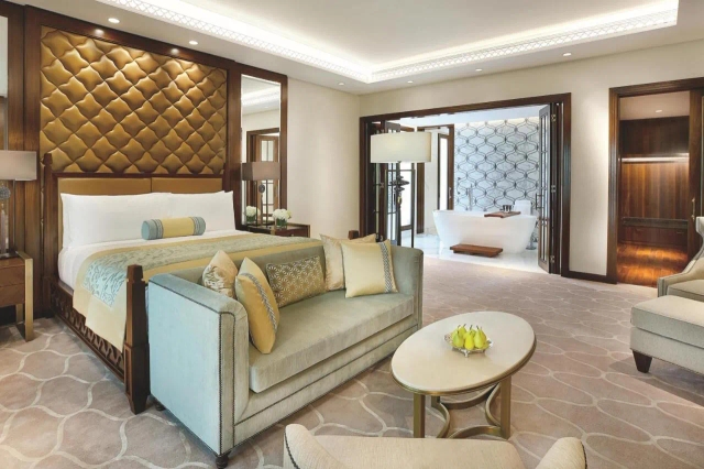 Ritz Carlton Dubai hotel-2