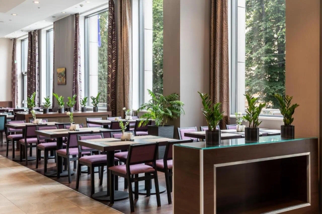 Holiday Inn Kiev-2