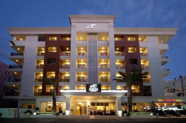 Xperia Grand Bali Hotel-3