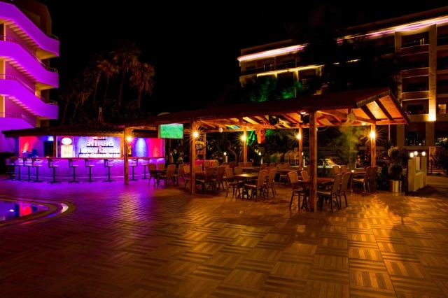 My Dream Hotel-2