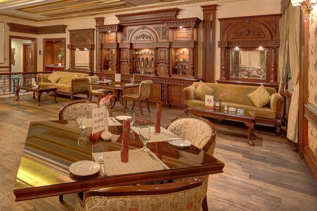 Royal Ascot Hotel-2