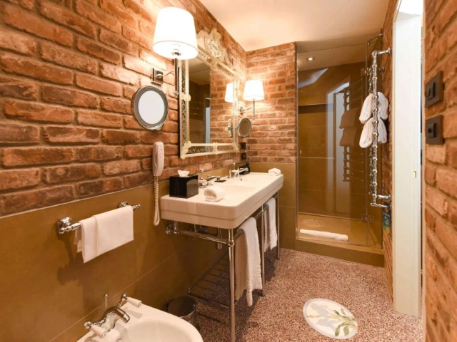 Hotel Papadopoli Venezia - MGallery Collection-2