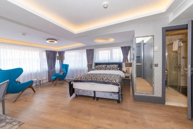 Feri Suites-2