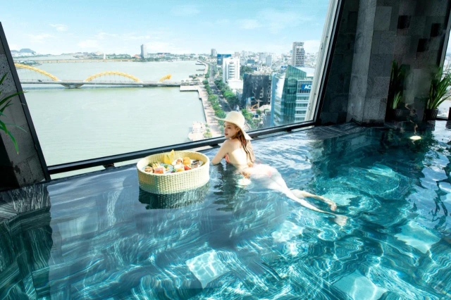 HAIAN Riverfront Hotel Da Nang-2