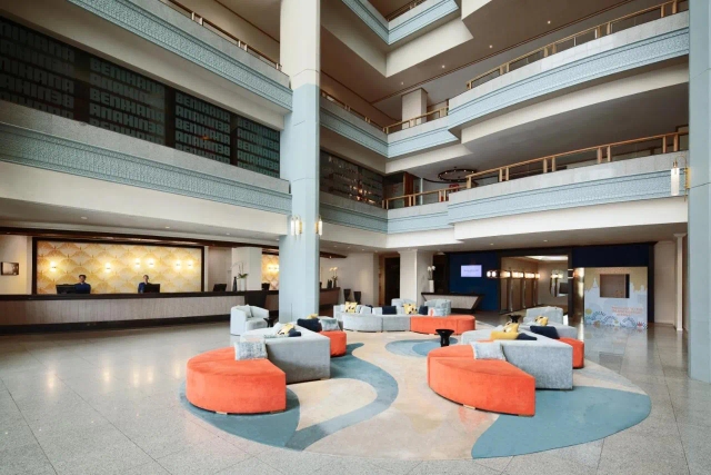 Grand Mercure Bangkok Atrium-2