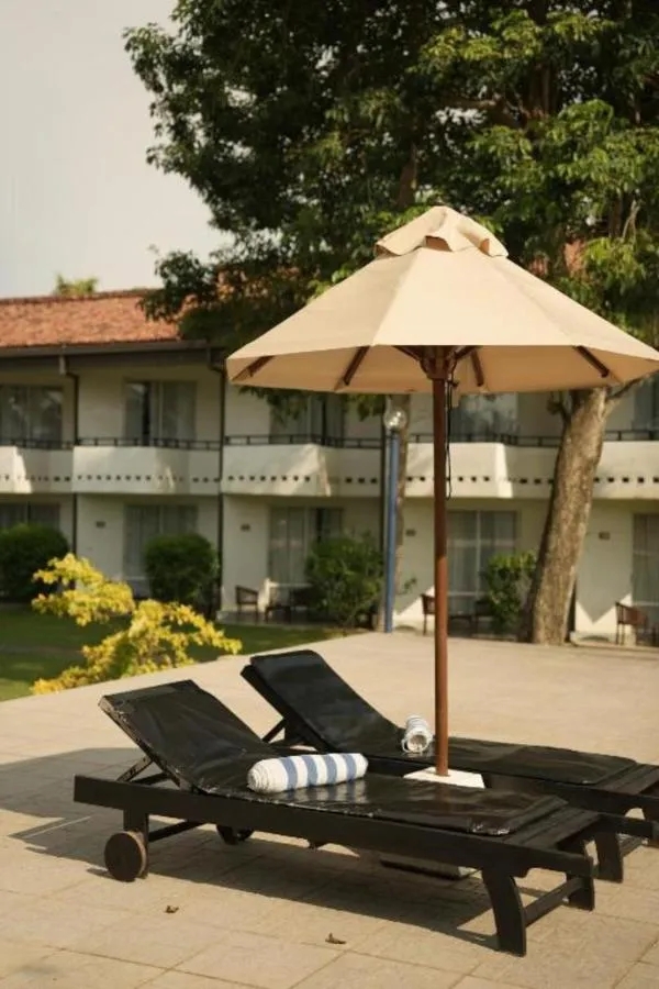 Hibiscus Beach Hotel & Villas-2