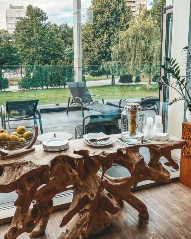 Metropol Palace, Belgrade-3