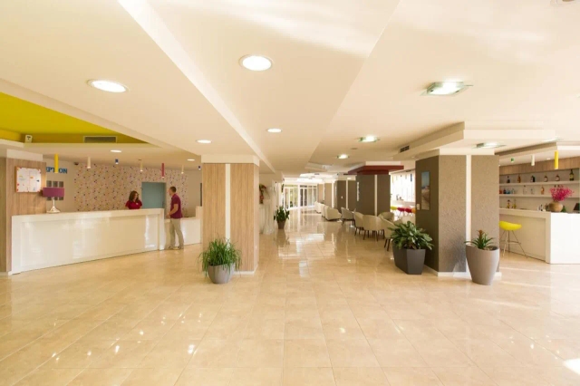 Madara Park Hotel-3