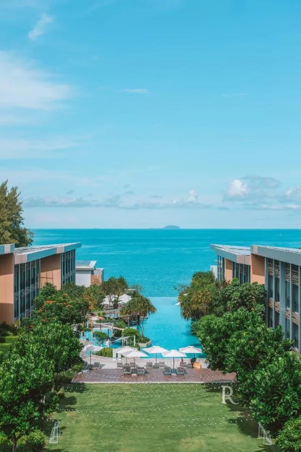 Renaissance Pattaya Resort & Spa-3