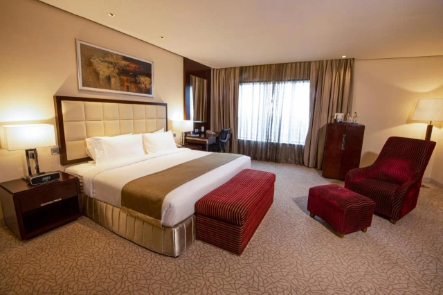 Holiday Inn Cochin hotel-3