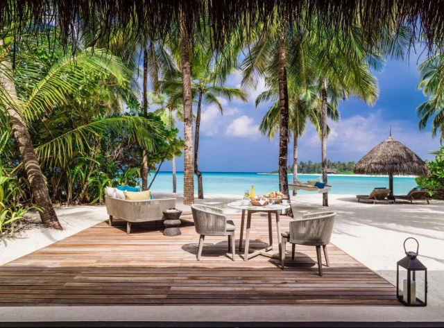 One and Only Reethi Rah hotel-2