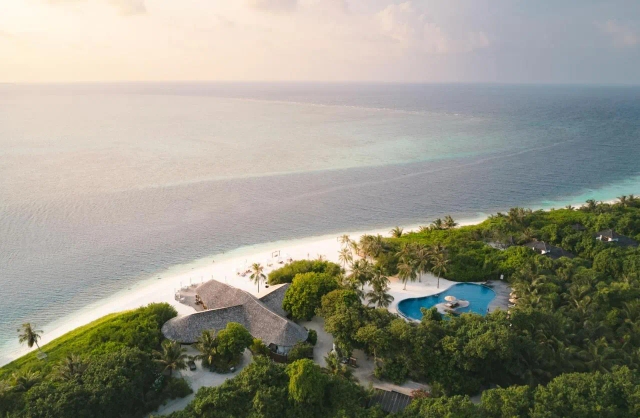 Hideaway Beach Resort & Spa Hotel-3