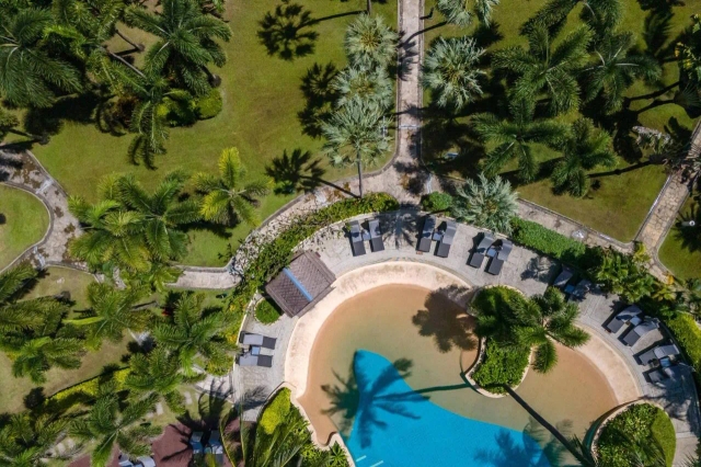 Phuket Marriott Resort & Spa, Merlin Beach-3