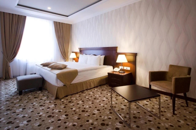 Central Hotel Yerevan-3