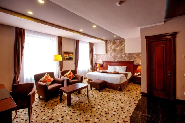 Central Hotel Yerevan-2