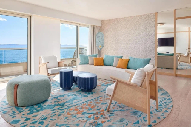 Le Meridien Lav Split-2