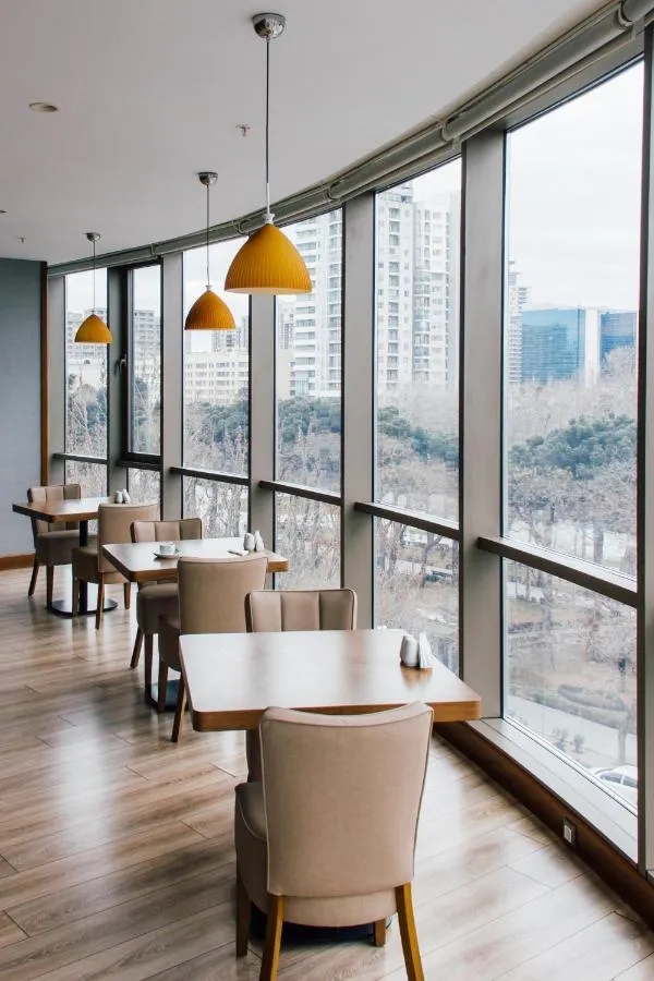 Parkside Hotel & Apartments-3
