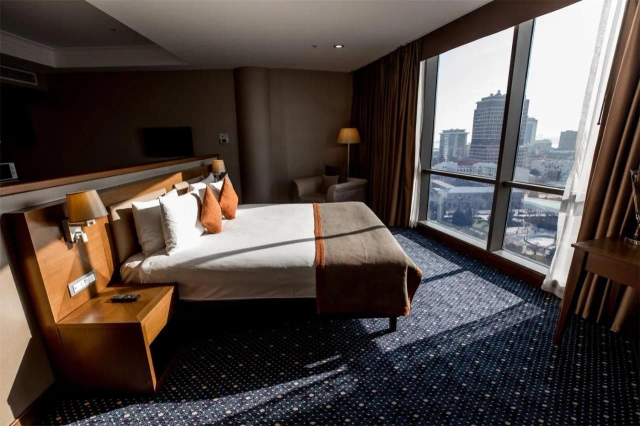 Parkside Hotel & Apartments-2