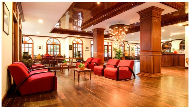 Royal Crown Hotel & Spa-3