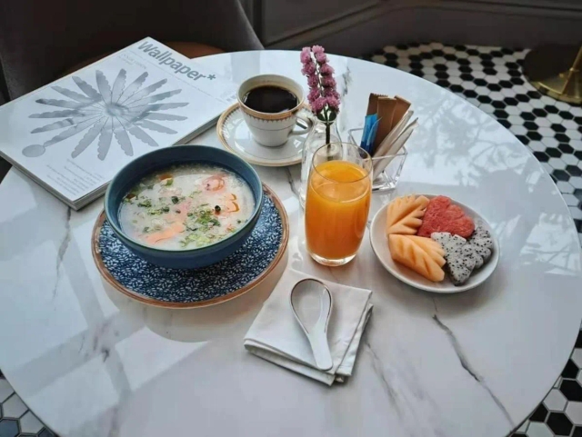 Montien Hotel Surawong Bangkok-2
