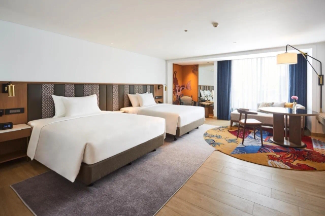 Montien Hotel Surawong Bangkok-2