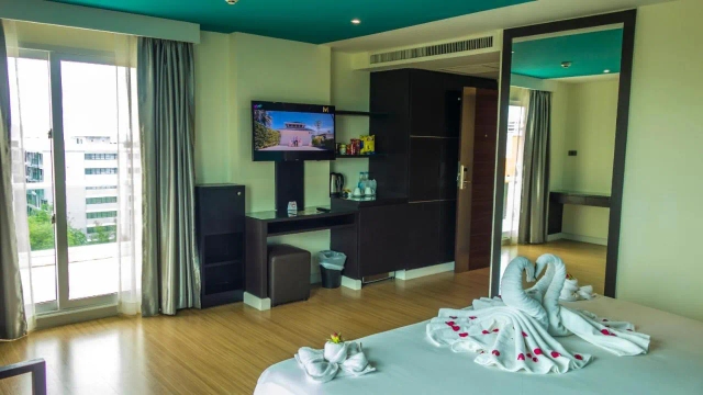 Unique Regency Pattaya-2