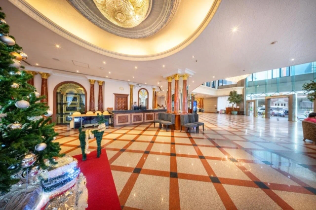 Royal Benja Hotel-2