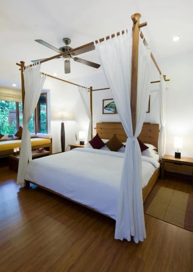 Kuramathi Maldives Hotel-2