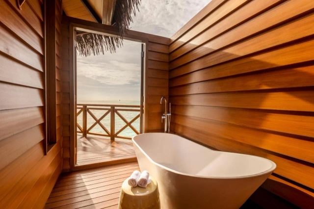 Mercure Maldives Kooddoo Resort Hotel-2