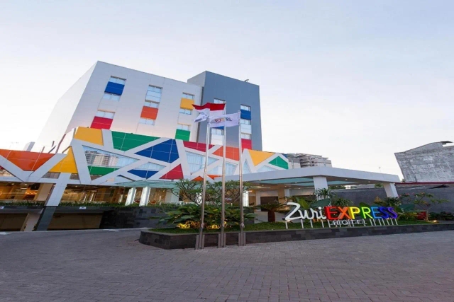 Zuri Express Mangga Dua Hotel-3