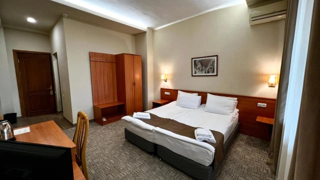 Olympia Garden Hotel-2