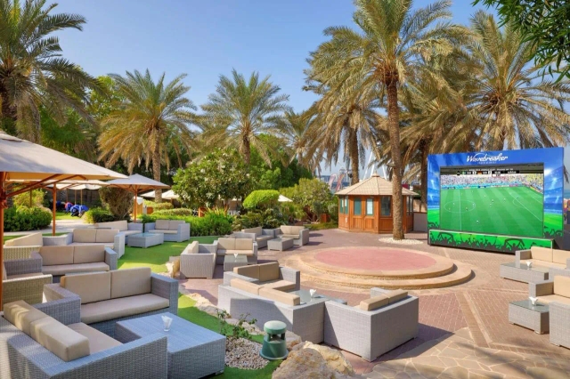 Hilton Dubai The Walk-2