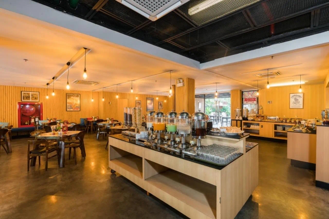 Galleria 12 Sukhumvit Bangkok by Compass Hospitality-3