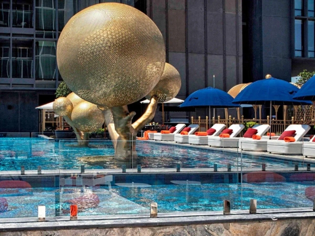 Fairmont Quasar hotel-2