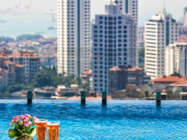 Fairmont Quasar hotel-2