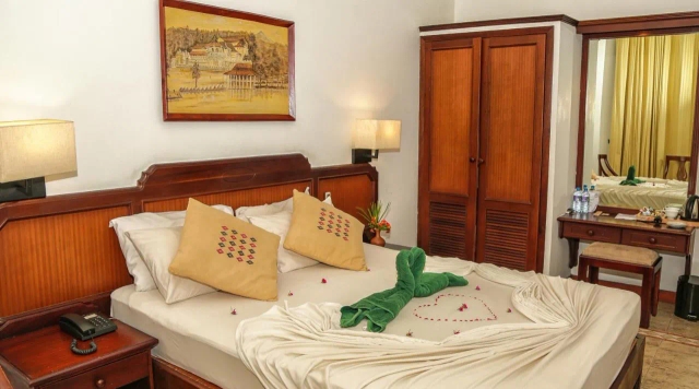 Senani Hotel-2