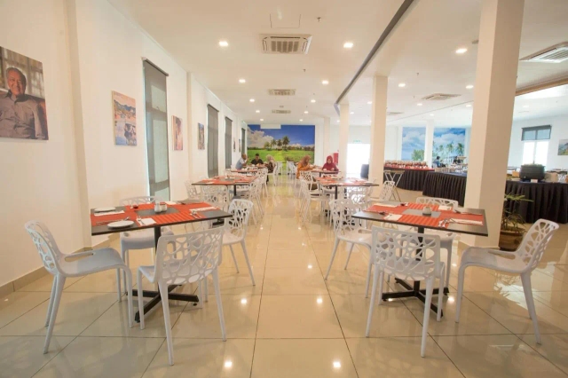 Hotel Adya Express Chenang-3