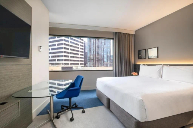 Crowne Plaza Melbourne, an IHG Hotel-3