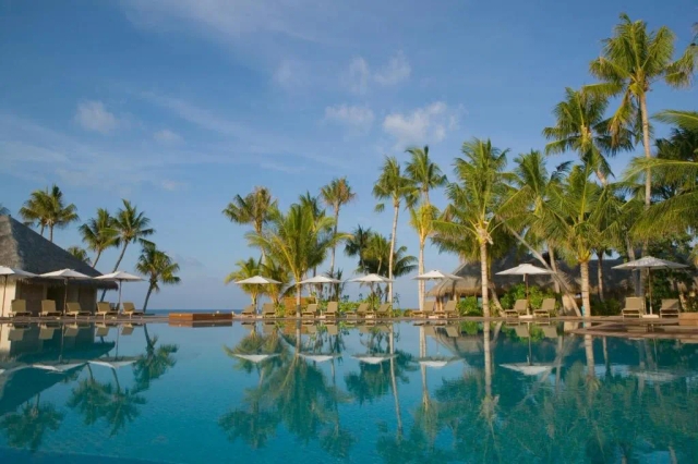 Veligandu Island Resort & Spa-2