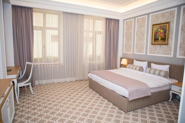 Theatrum Hotel Baku-3