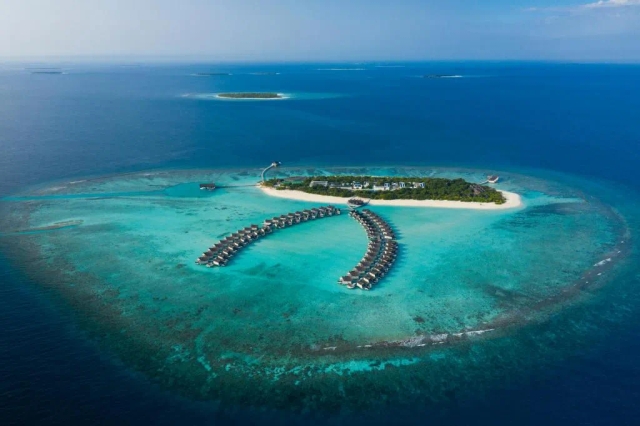 Mӧvenpick Resort Kuredhivaru Maldives-2