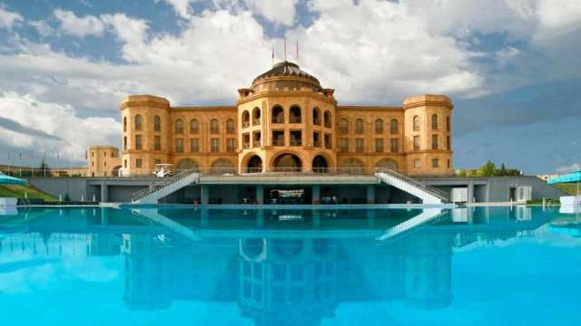 Latar Hotel Yerevan-4